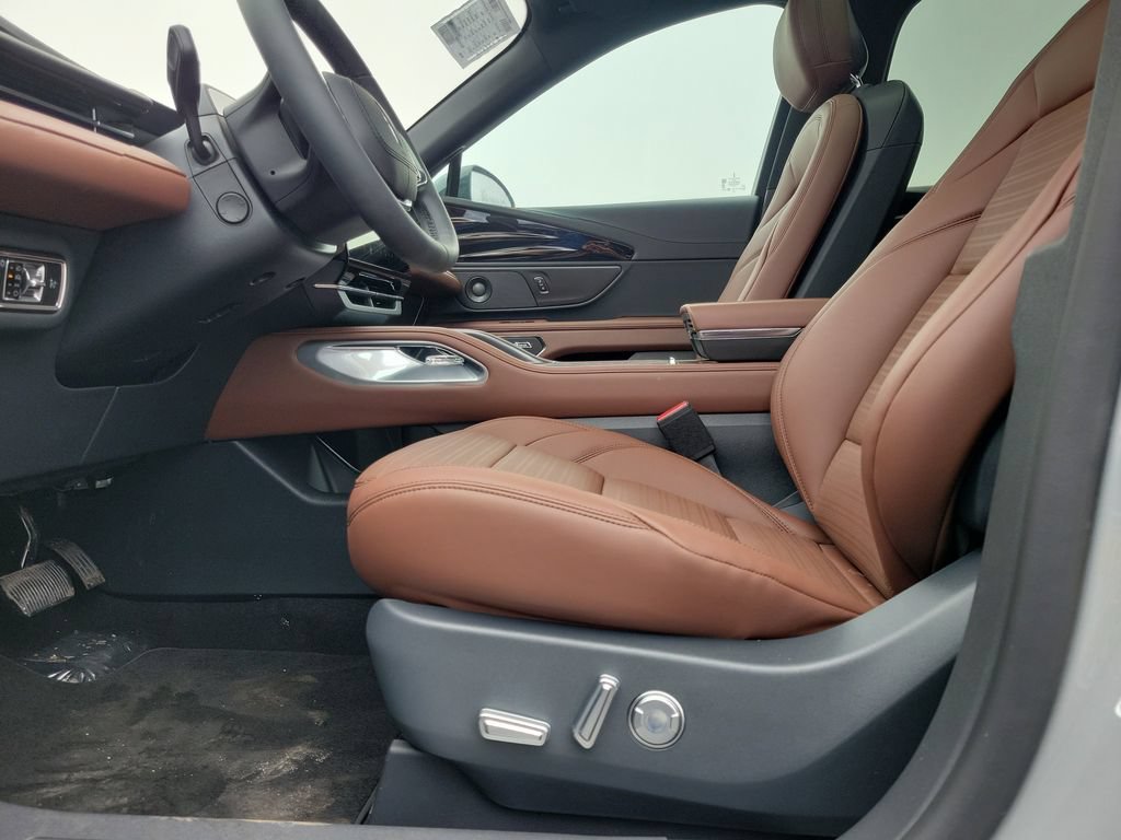 New 2026 Lincoln Nautilus Reserve AWD/4WD image 17