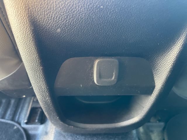 Used 2018 Chevrolet Colorado W/T RWD image 19