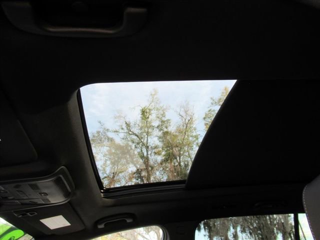 Certified 2025 Cadillac XT6 Sport w/ LPO, Red Accent Package image 20