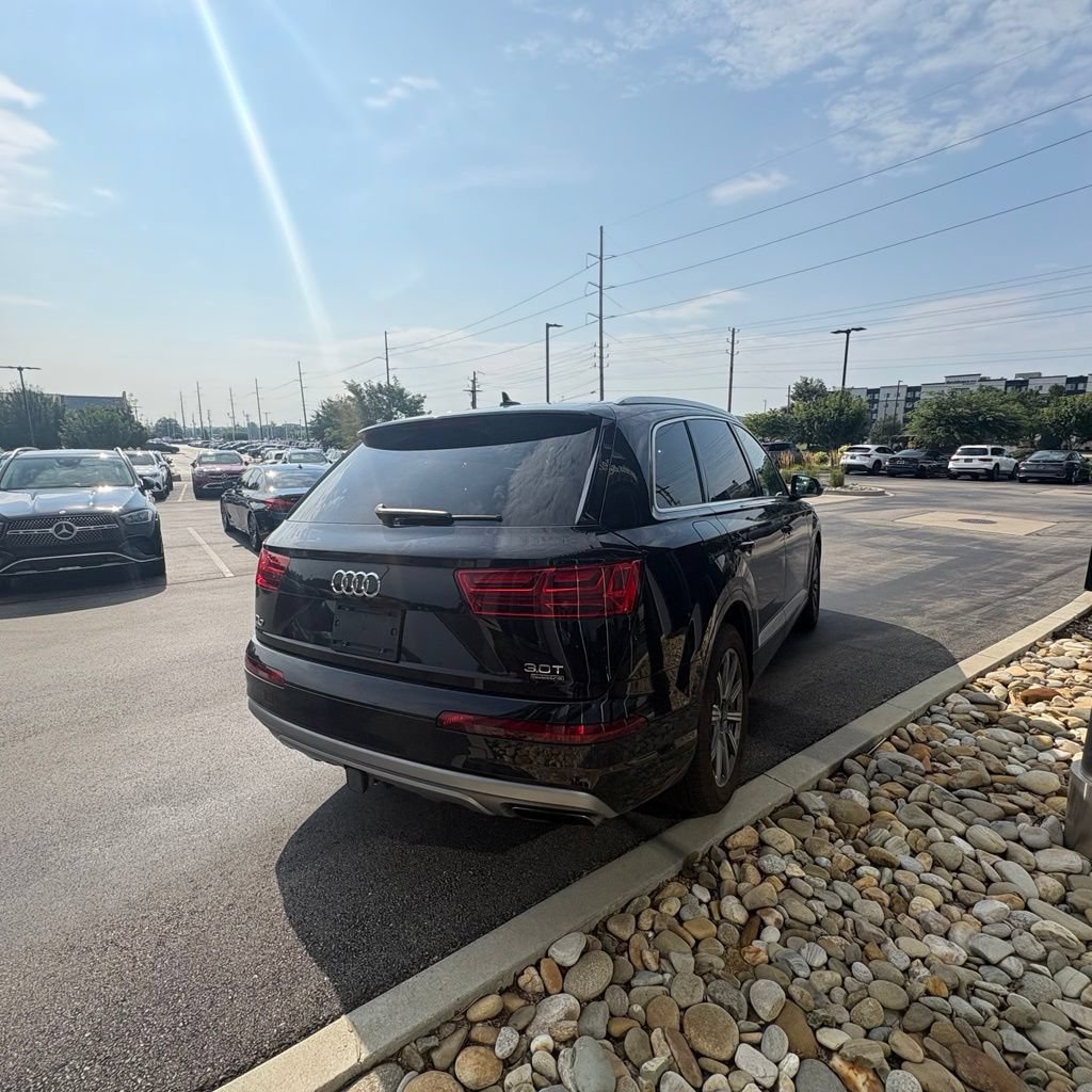 Used 2018 Audi Q7 3.0T Premium Plus w/ Premium Plus Package AWD/4WD image 6