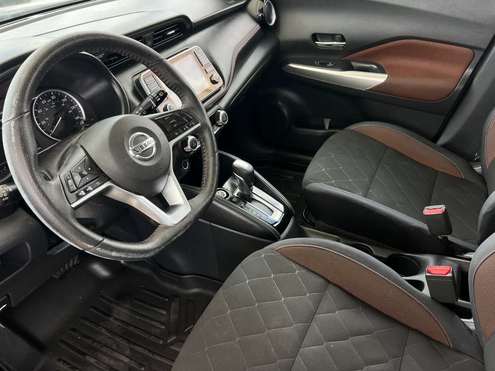 Used 2018 Nissan Kicks SR w/ Exterior Package FWD image 12