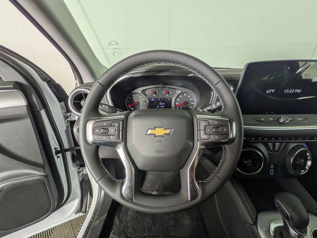 New 2026 Chevrolet Blazer LT w/ Midnight/Sport Edition AWD/4WD image 19