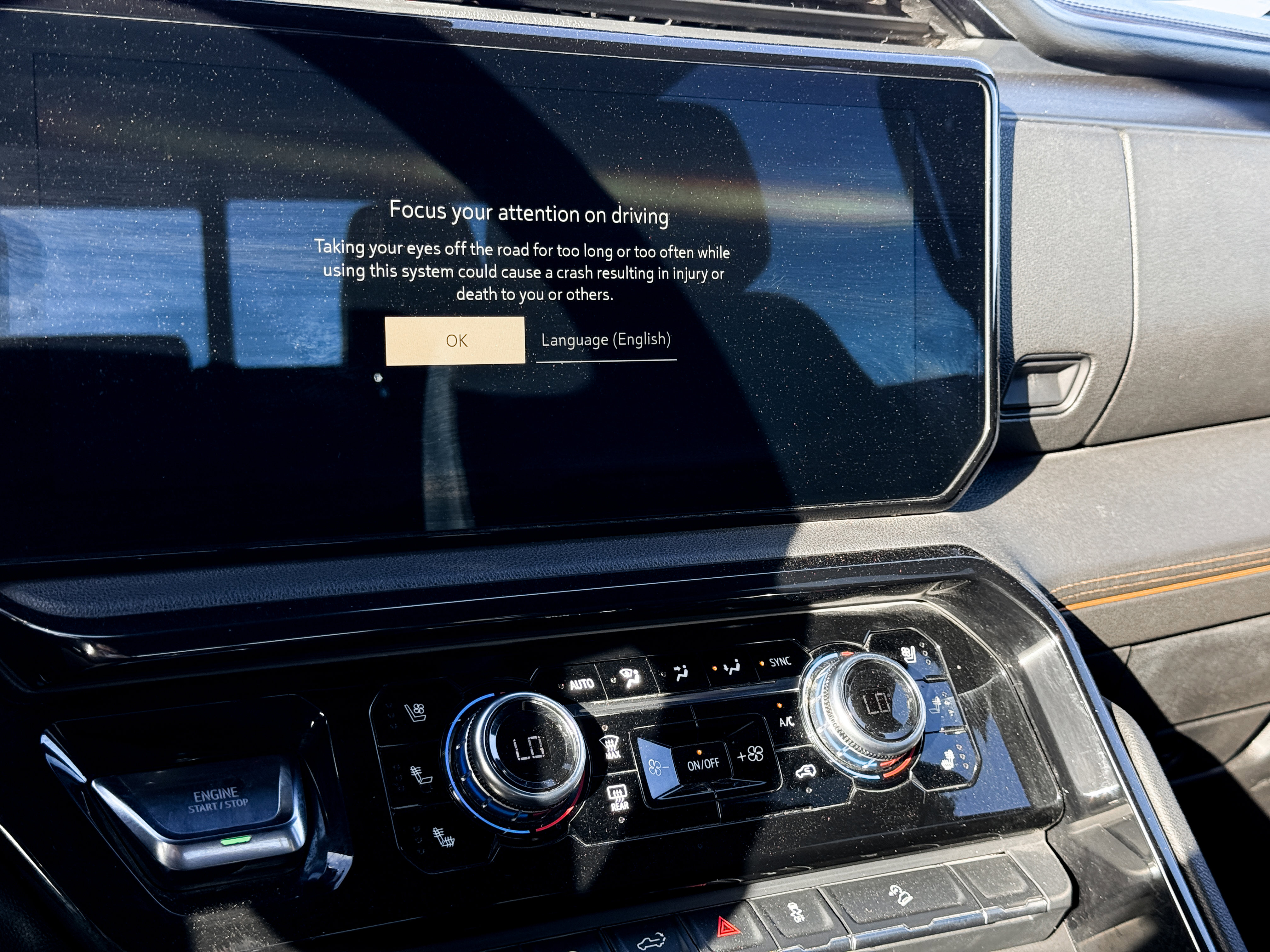 Used 2022 GMC Sierra 1500 AT4 w/ AT4 Preferred Package image 14