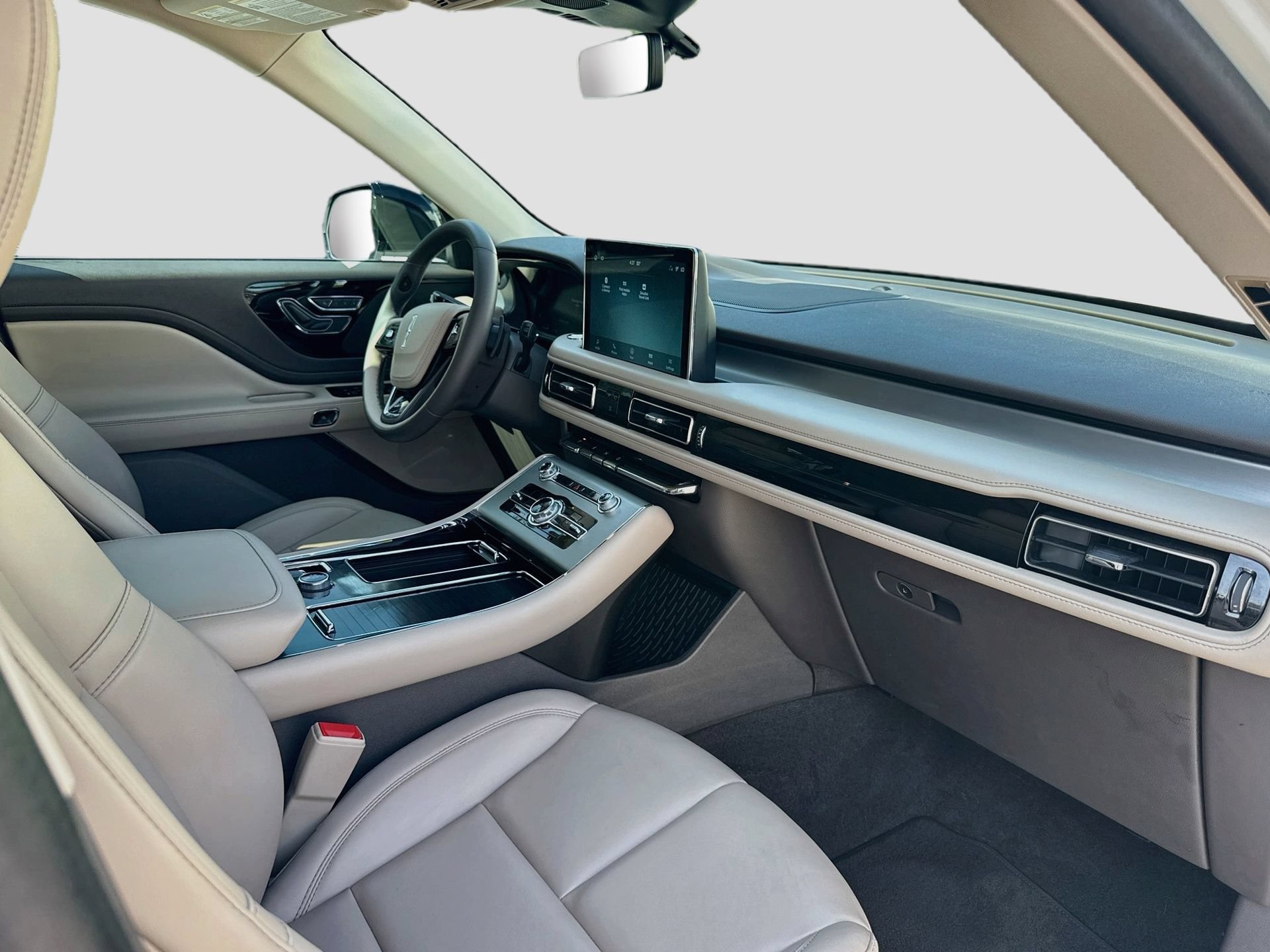 Used 2023 Lincoln Aviator 2WD w/ Premium Package image 15