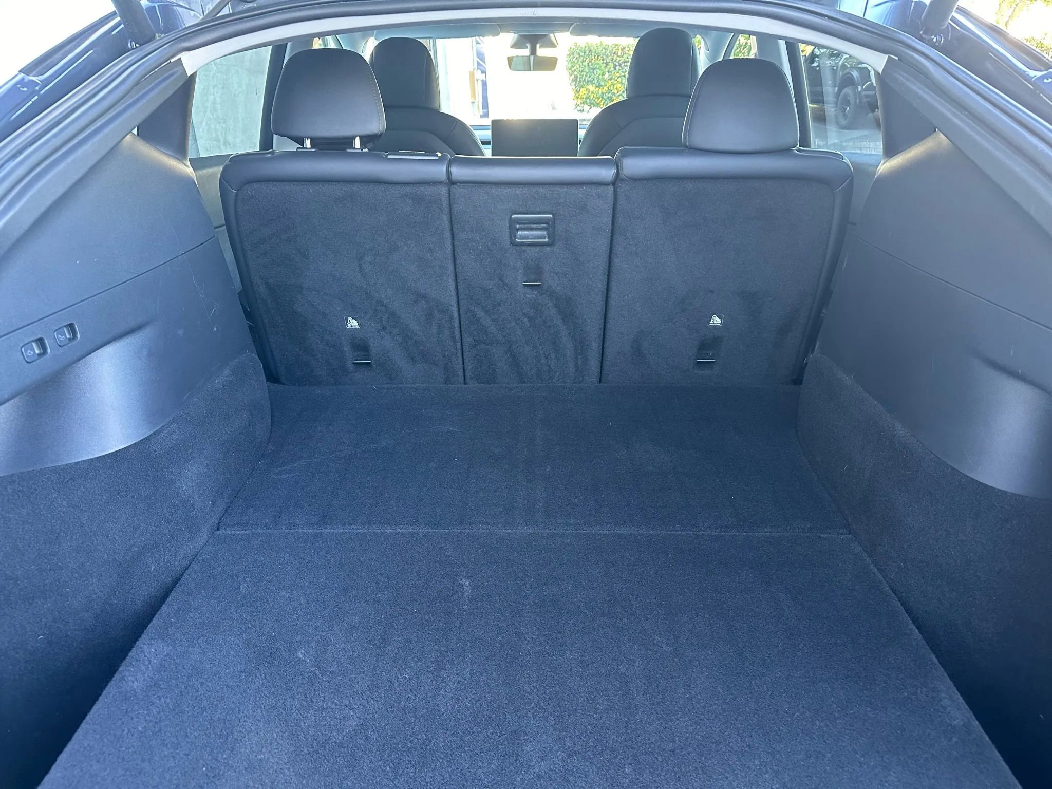 Used 2021 Tesla Model Y Long Range image 8