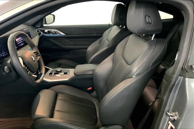 Used 2025 BMW 430i Coupe w/ Premium Package RWD image 11