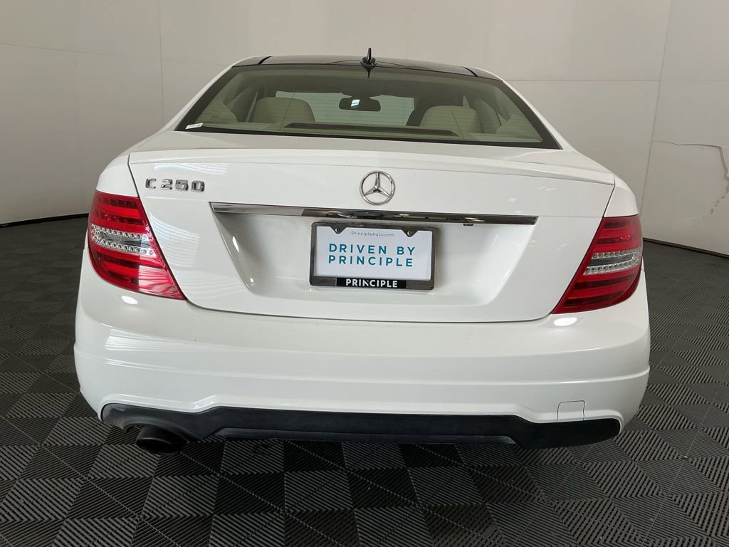 Used 2015 Mercedes-Benz C 250 Coupe image 6