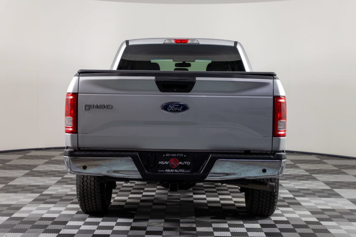 Used 2017 Ford F150 XLT w/ Equipment Group 301A Mid AWD/4WD image 6