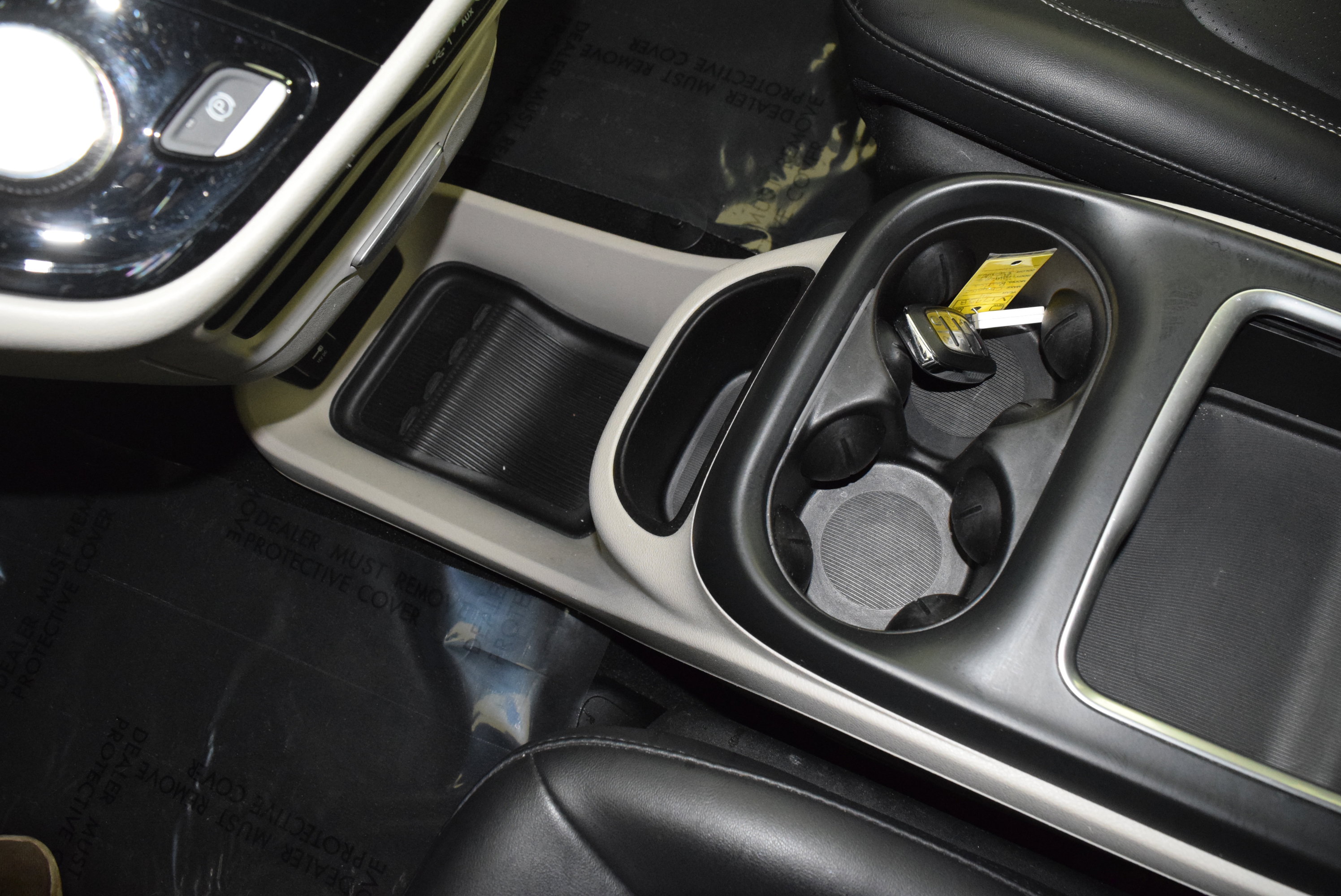 Used 2024 Chrysler Pacifica Touring-L image 24