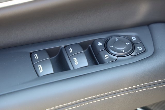 New 2026 GMC Yukon Elevation image 17