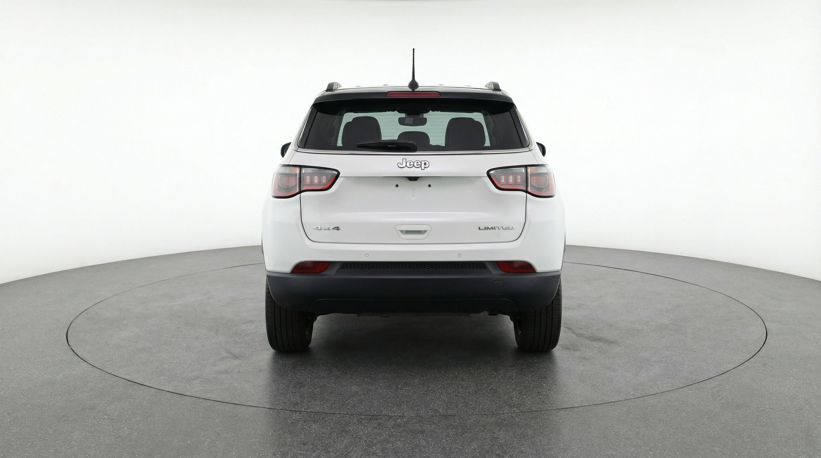 Used 2025 Jeep Compass Limited AWD/4WD image 7