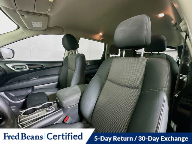 Used 2017 Nissan Pathfinder S image 21