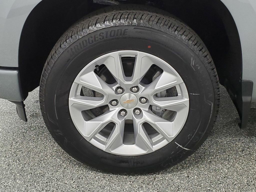 Used 2024 Chevrolet Silverado 1500 Custom image 10