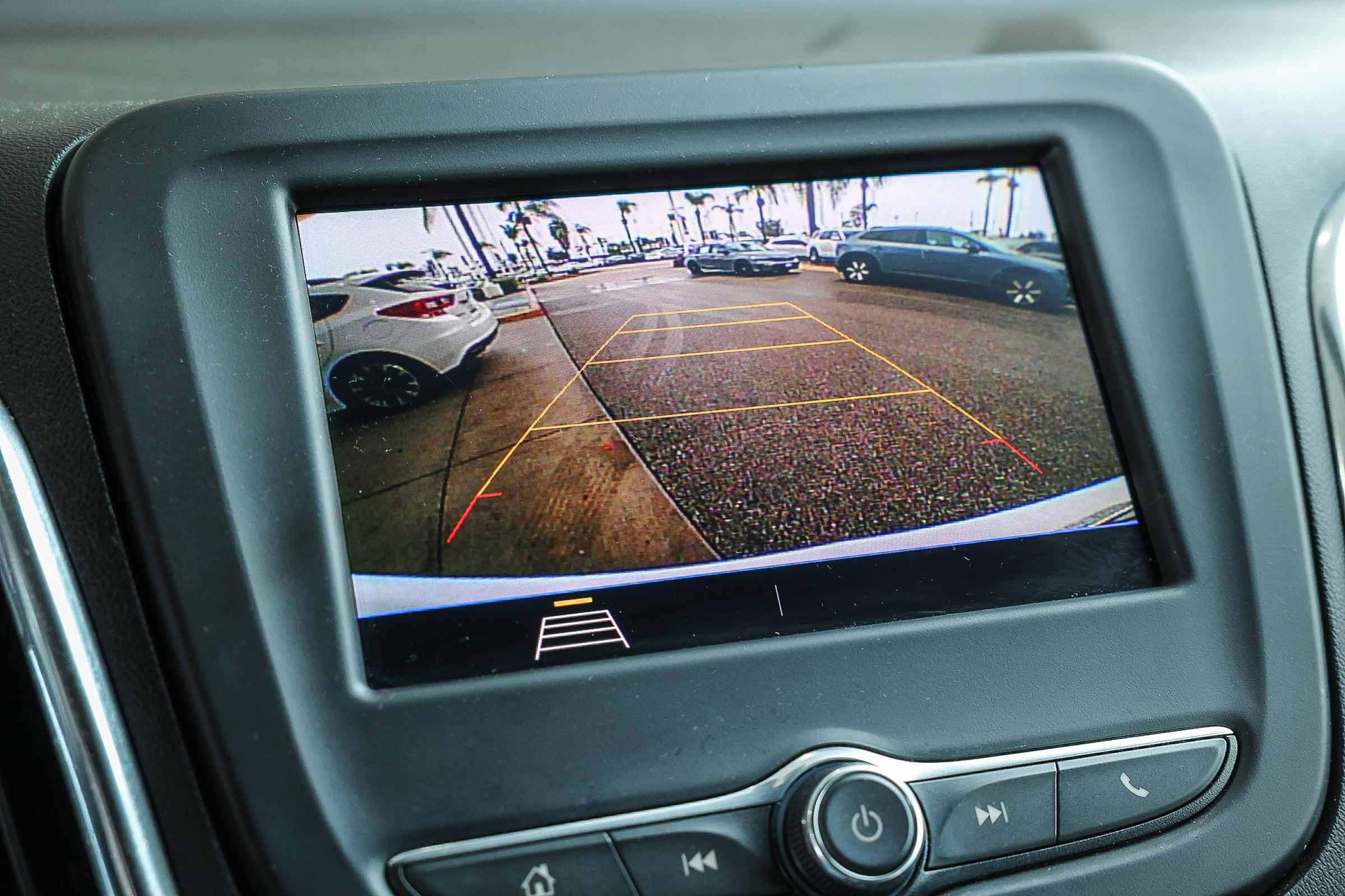 Used 2020 Chevrolet Equinox LT image 29