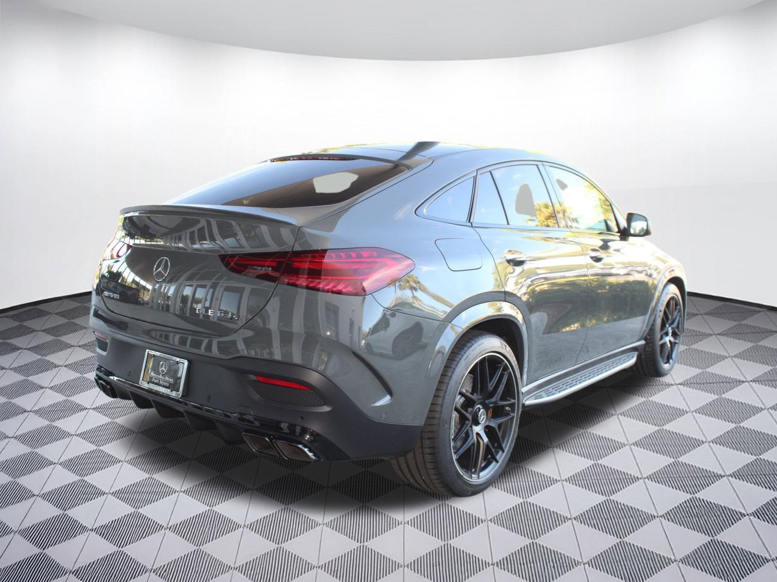 New 2026 Mercedes-Benz GLE 63 AMG S image 9