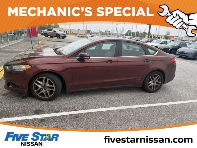 Used 2016 Ford Fusion SE image 16