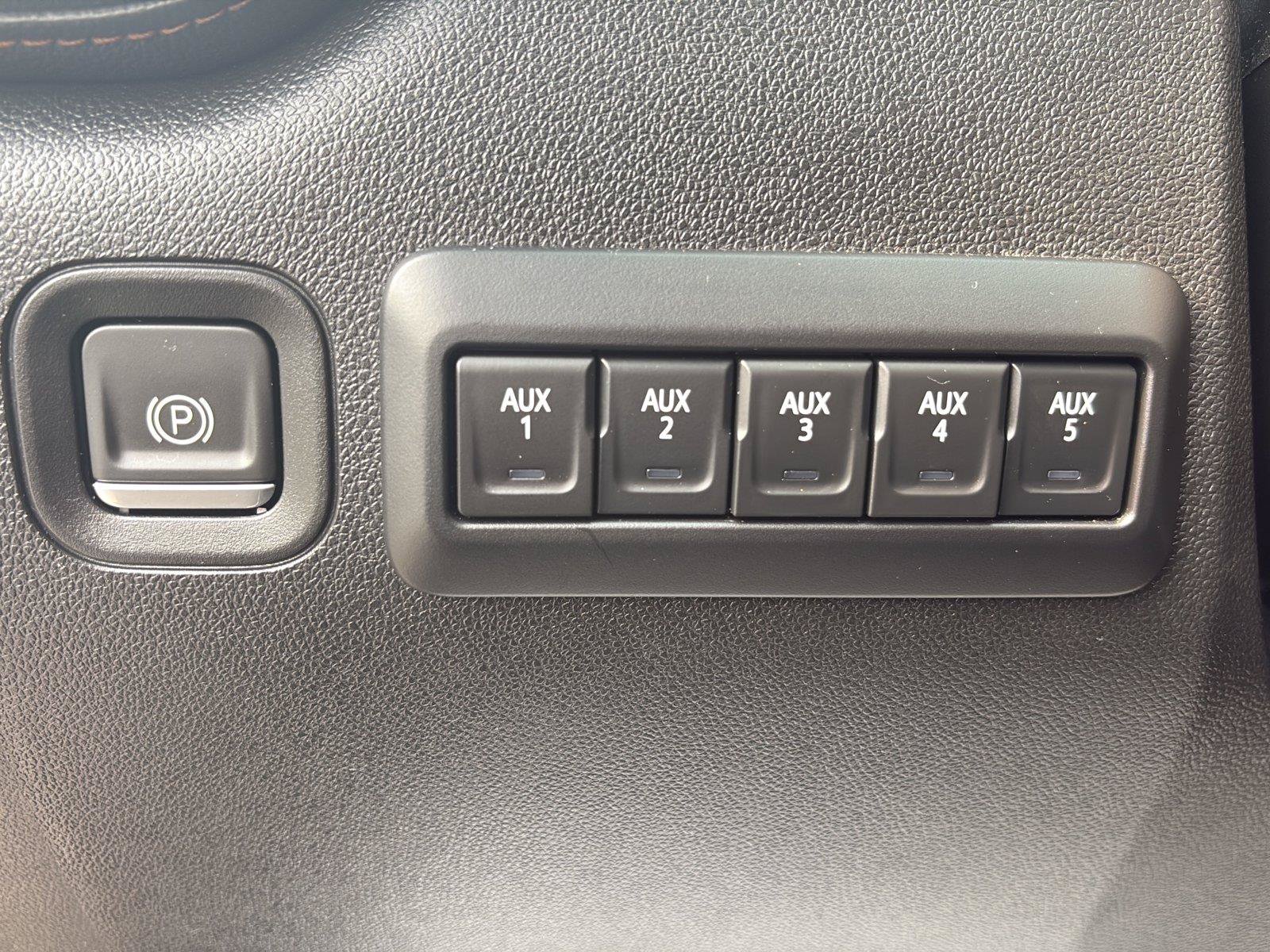 Used 2022 GMC Sierra 2500 AT4 AWD/4WD image 30