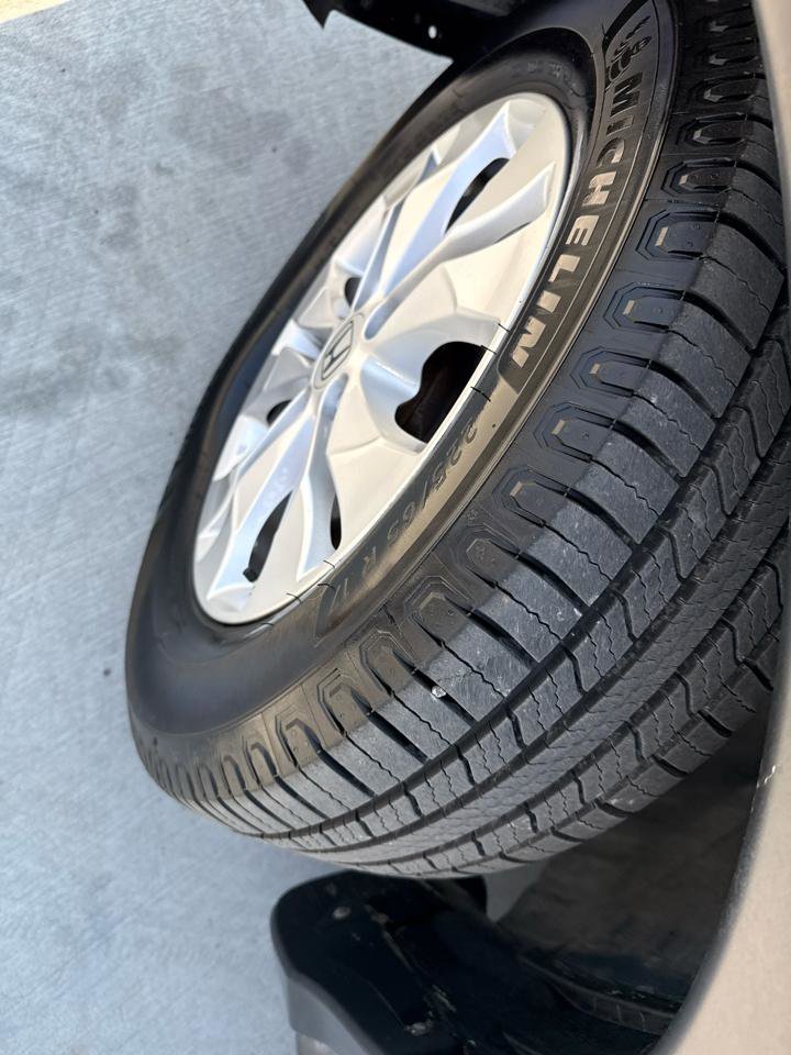 Used 2013 Honda CR-V EX-L image 2
