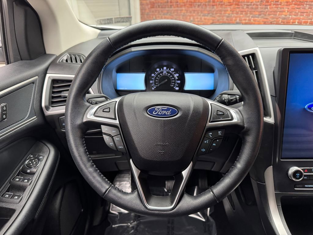 Certified 2022 Ford Edge SEL AWD/4WD image 14