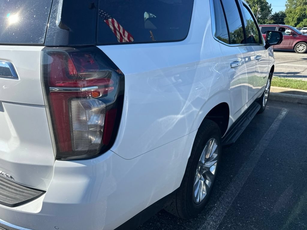 Used 2023 Chevrolet Tahoe Premier AWD/4WD image 7