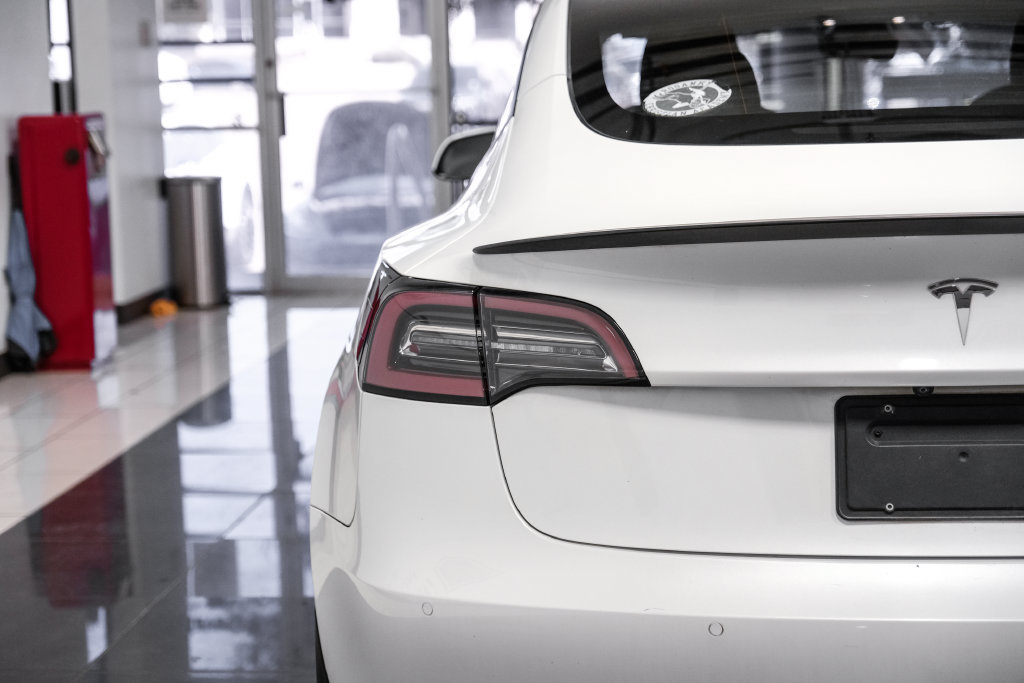 Used 2021 Tesla Model 3 Standard Range Plus RWD image 54