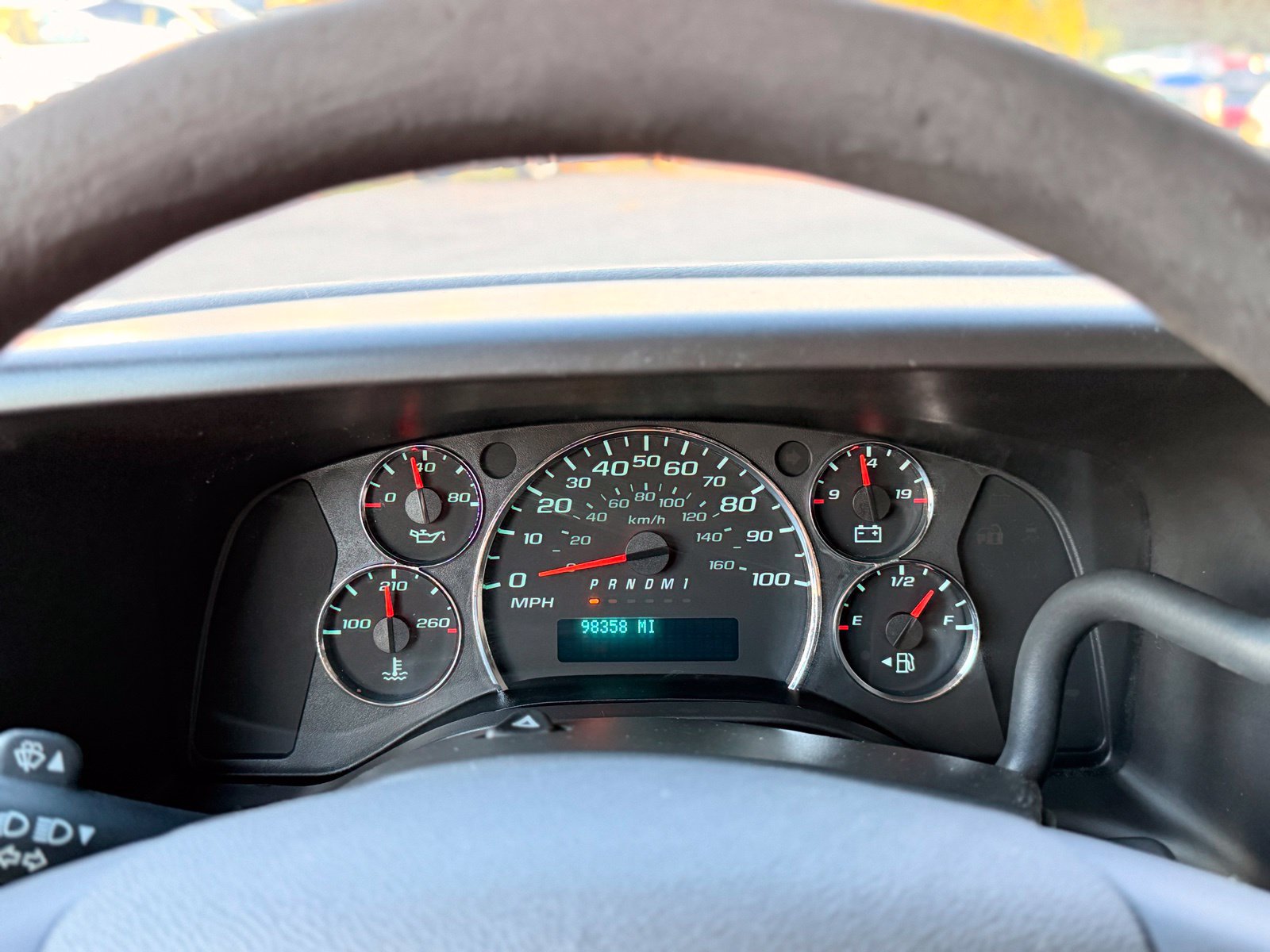 Used 2015 Chevrolet Express 2500 RWD image 27
