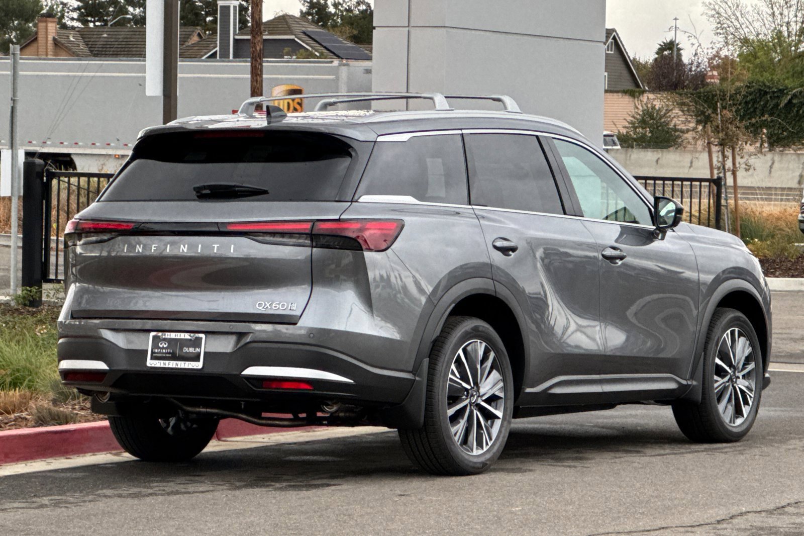 New 2027 INFINITI QX60 Luxe w/ Cargo Package AWD/4WD image 5