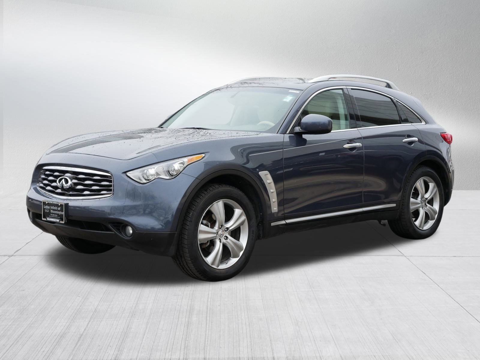 Used 2009 INFINITI FX35 AWD w/ Deluxe Touring Pkg image 3