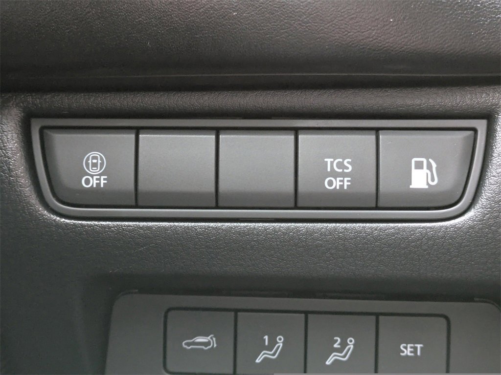 Used 2025 MAZDA CX-50 AWD 2.5 Hybrid w/ Weather Package image 33