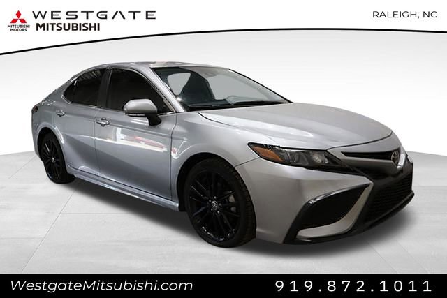 Used 2022 Toyota Camry SE
