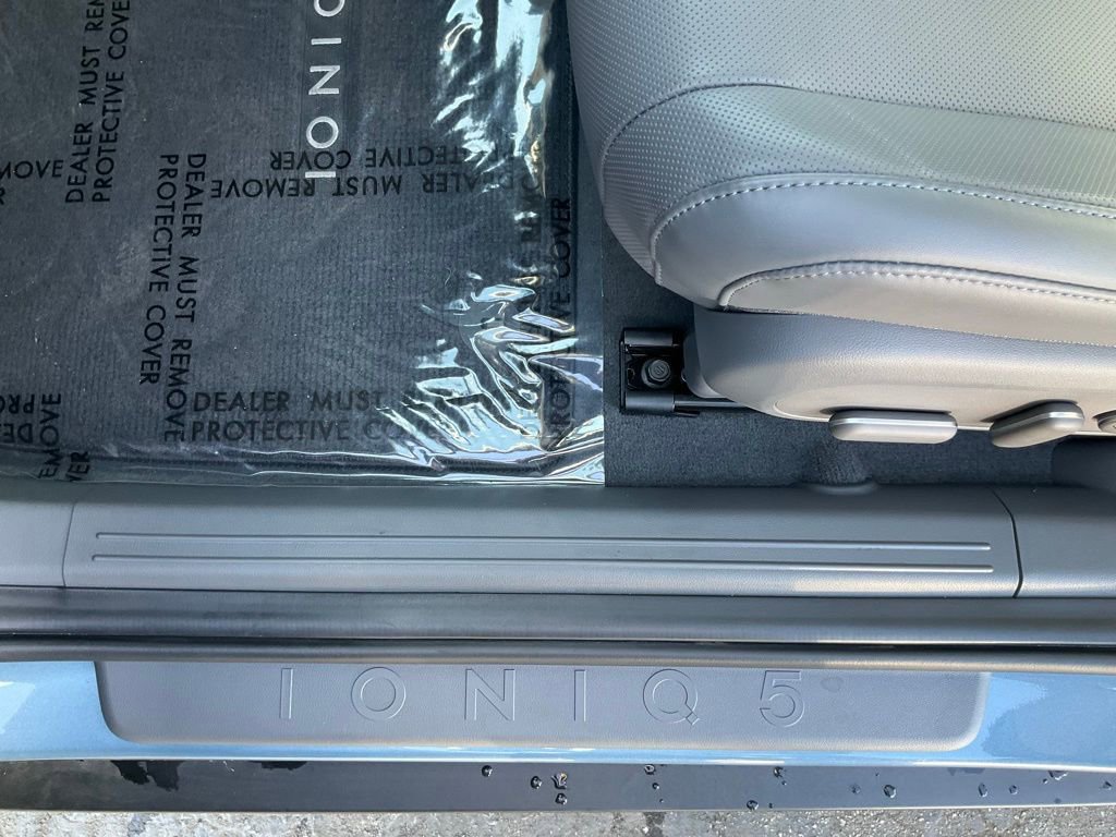 Used 2025 Hyundai Ioniq 5 SEL image 16
