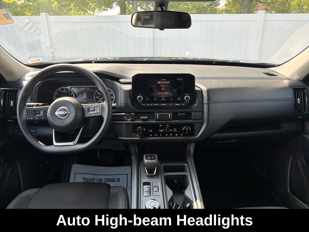 Used 2024 Nissan Pathfinder S AWD/4WD image 15