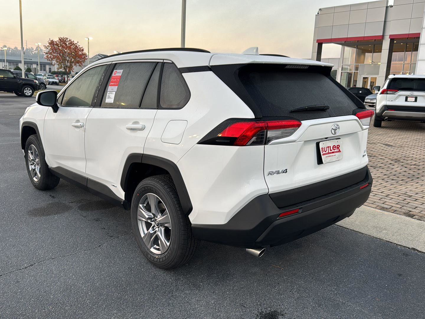 New 2025 Toyota RAV4 LE image 3