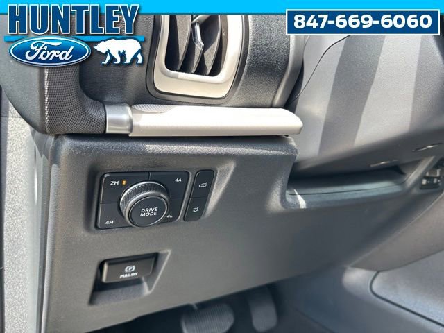 Used 2025 Ford Expedition Active AWD/4WD image 26