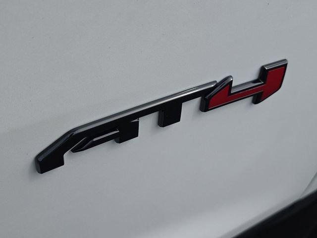 New 2025 GMC Acadia AT4 w/ Super Cruise Package image 36