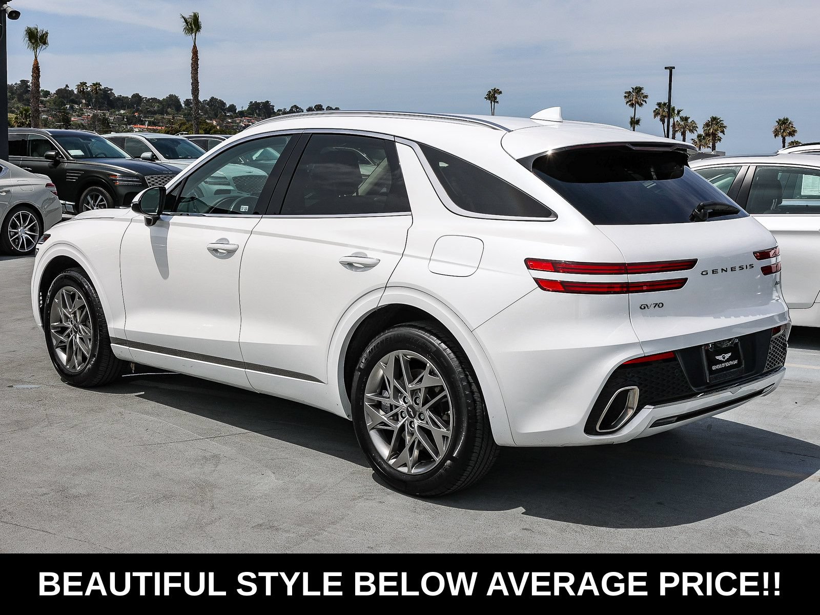 Used 2025 Genesis GV70 2.5T AWD/4WD image 6