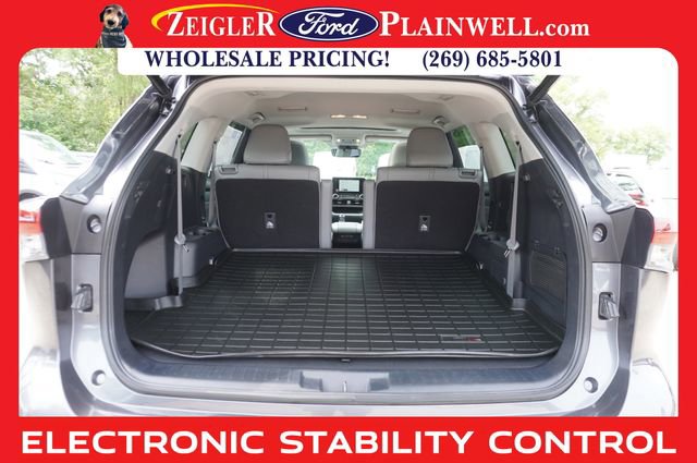 Used 2023 Toyota Highlander XLE image 10