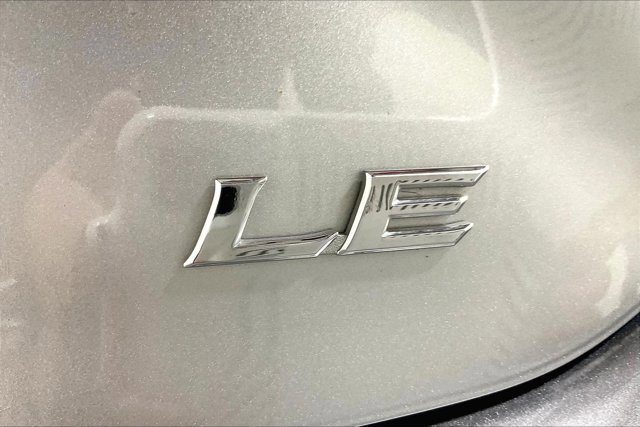 Certified 2025 Toyota Camry LE FWD image 9
