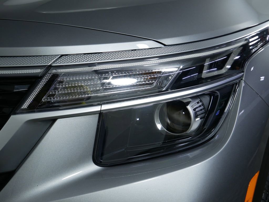 Certified 2023 Kia Seltos S image 14