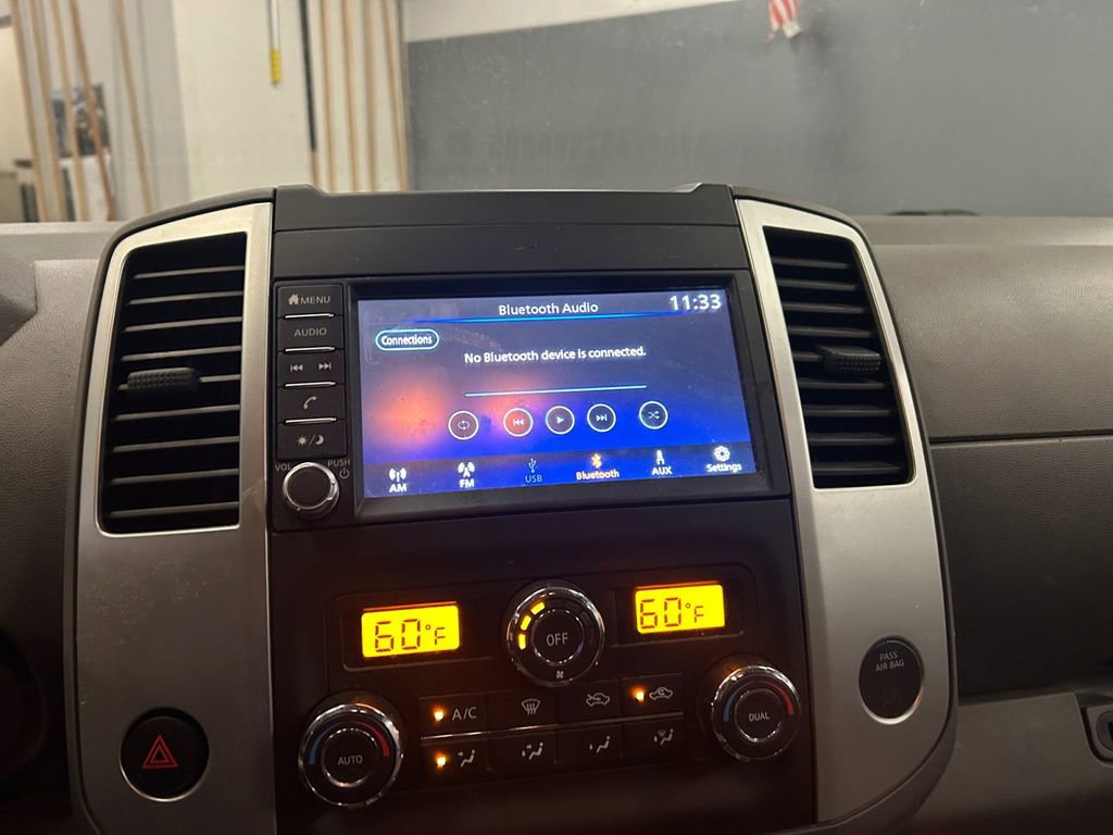 Used 2020 Nissan Frontier SV AWD/4WD image 23