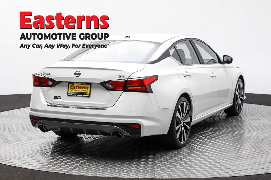 Used 2022 Nissan Altima 2.5 SR FWD image 5