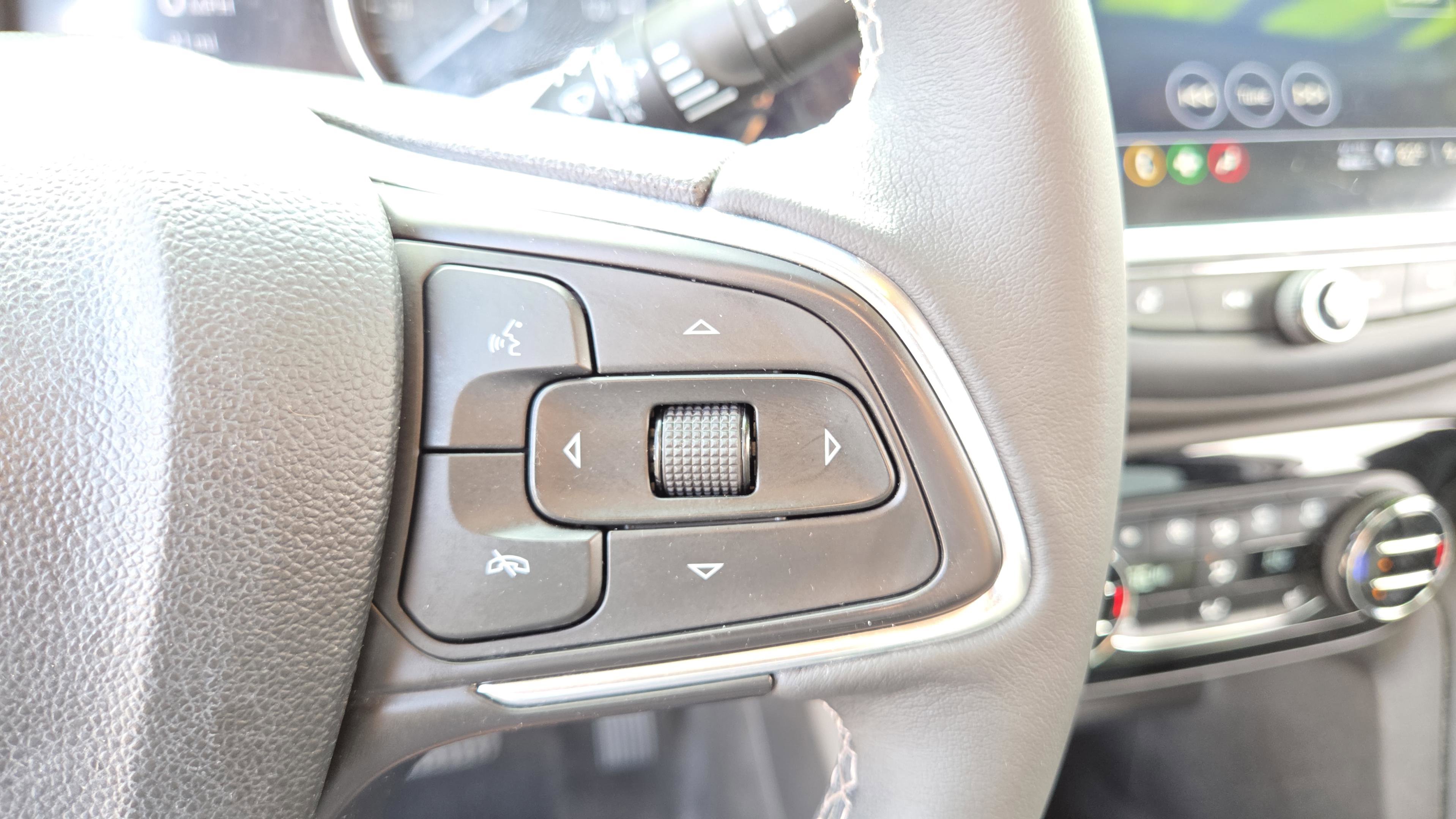 Used 2023 Buick Encore GX Select image 27