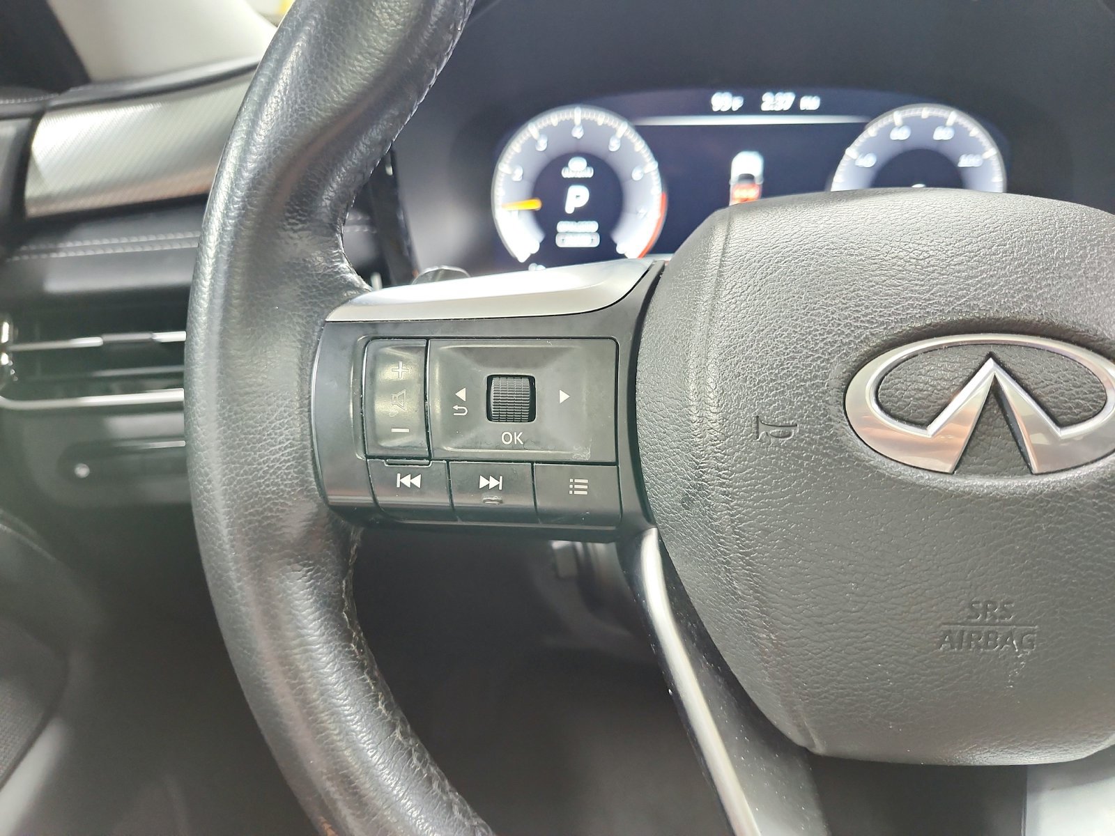 Used 2023 INFINITI QX60 Luxe w/ Cargo Package AWD/4WD image 25