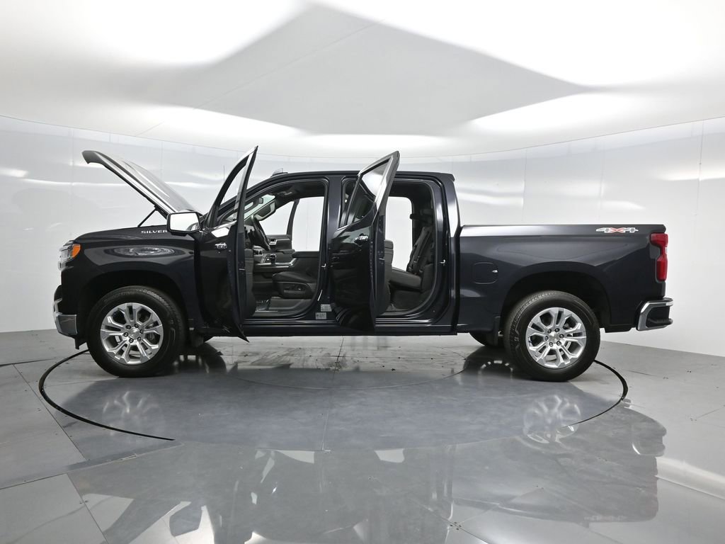 Used 2024 Chevrolet Silverado 1500 LTZ image 31