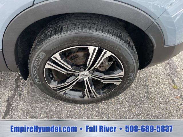 Used 2020 Volvo XC40 T5 Inscription w/ Protection Package AWD/4WD image 14