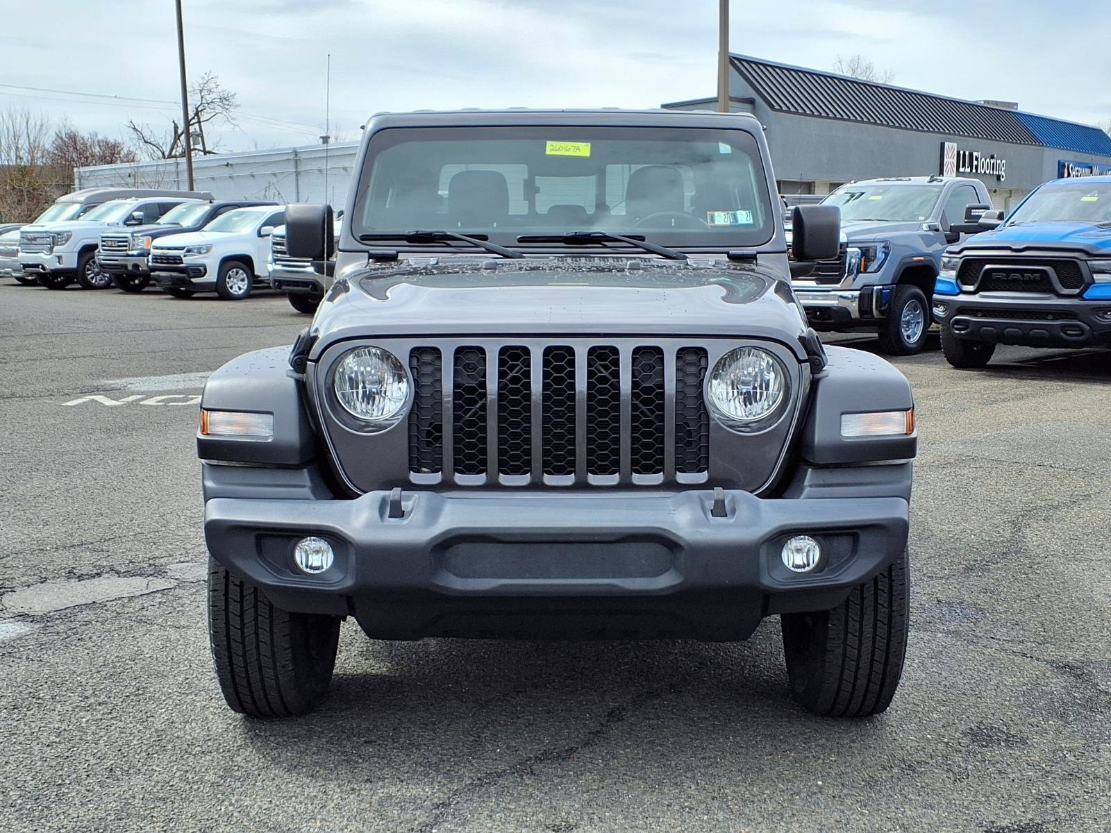 Used 2020 Jeep Gladiator Sport w/ Quick Order Package 24S AWD/4WD image 9