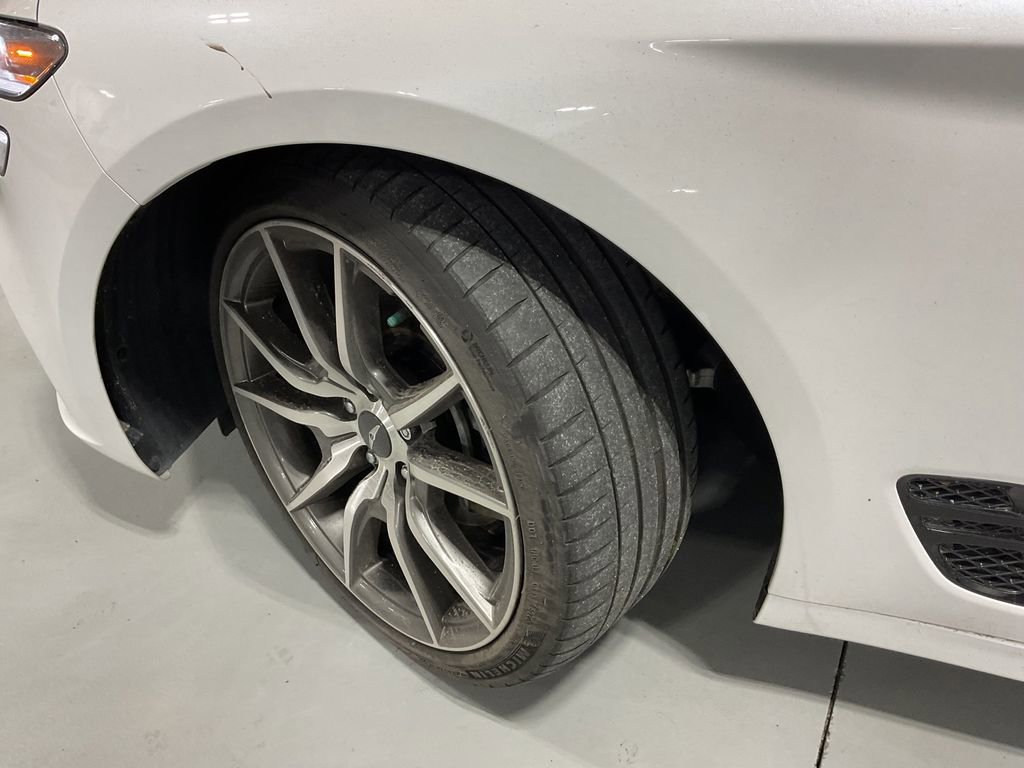 Used 2023 Genesis G70 2.0T image 14