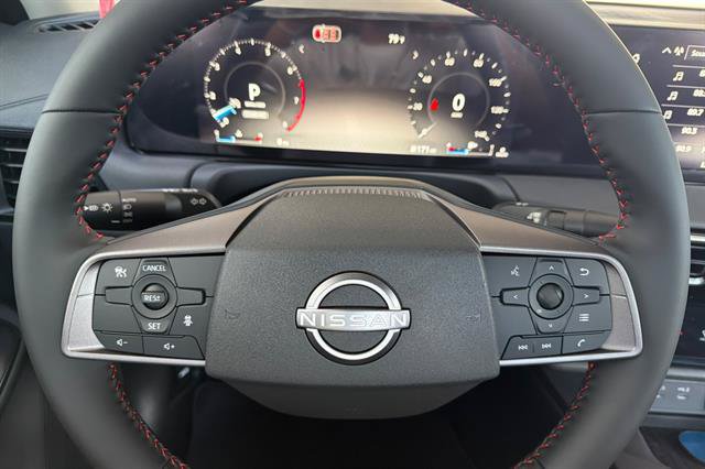 New 2027 Nissan Sentra SR w/ Floor Mat Package FWD image 24