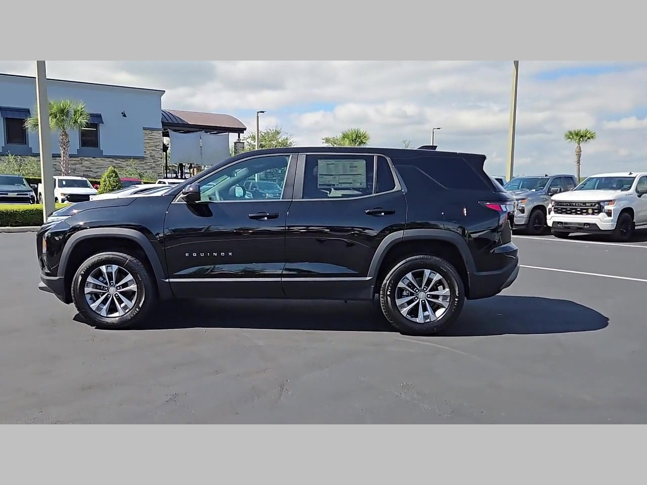 New 2026 Chevrolet Equinox LT image 18