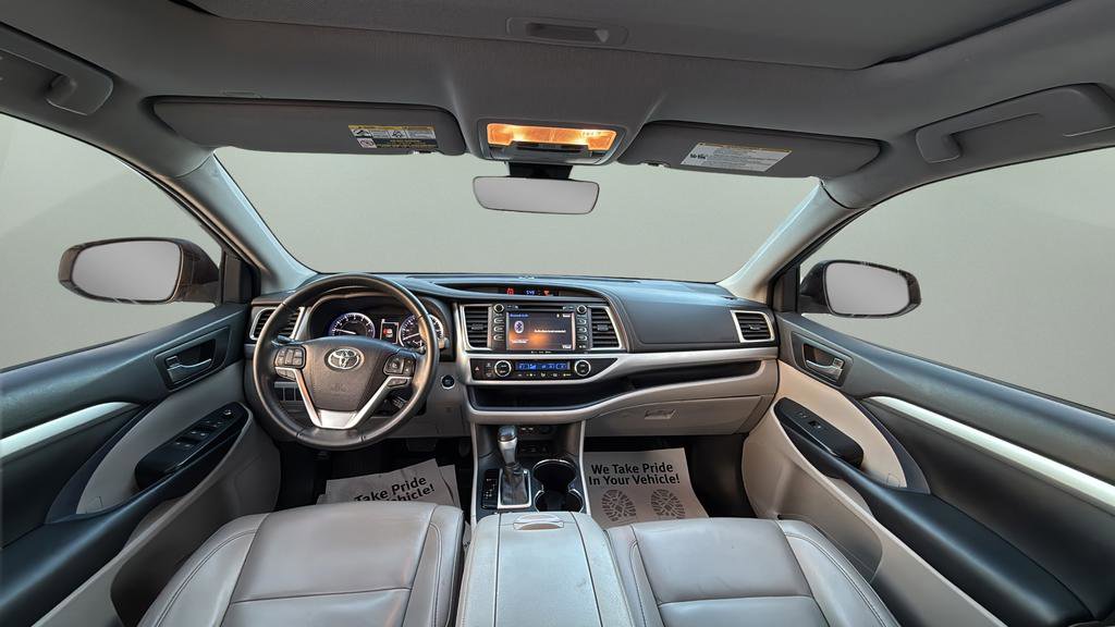 Used 2019 Toyota Highlander XLE image 20